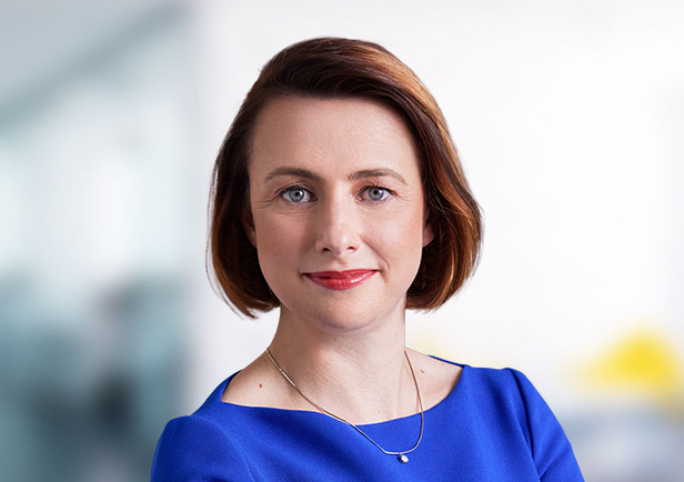 Dr. Dominique Friederich 